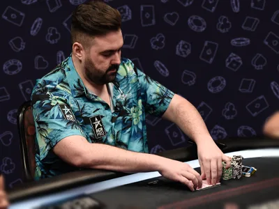 Texas Hold’em Mucking and Hand Ranges: Finding the Sweet Spot